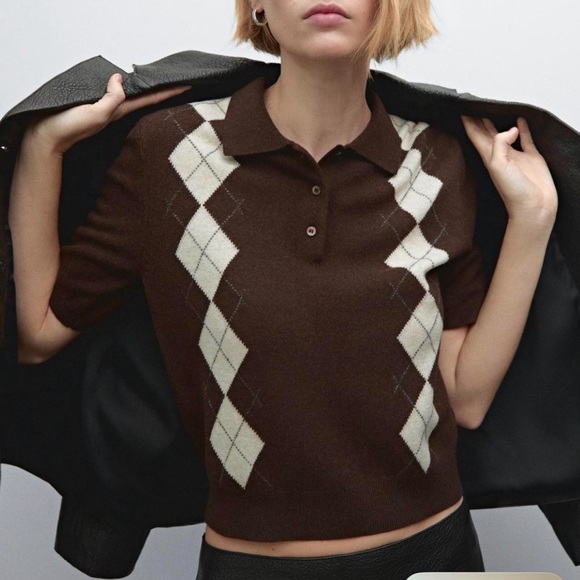 Massimo Dutti Sweaters - Massimo Dutti know polo sweater size medium women argyle excellent condition